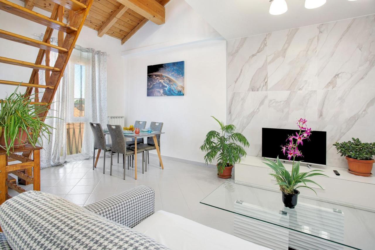 Casa Global Atlantica Nova Milanese Exterior foto